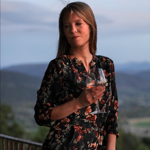 Meet your Posher, Kaliegh! - Picture 3 of 4